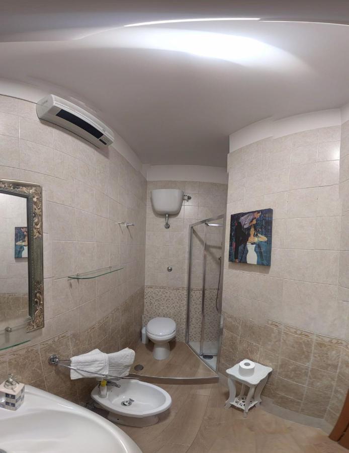 Napoli Porta Di Mare Bed and Breakfast Εξωτερικό φωτογραφία