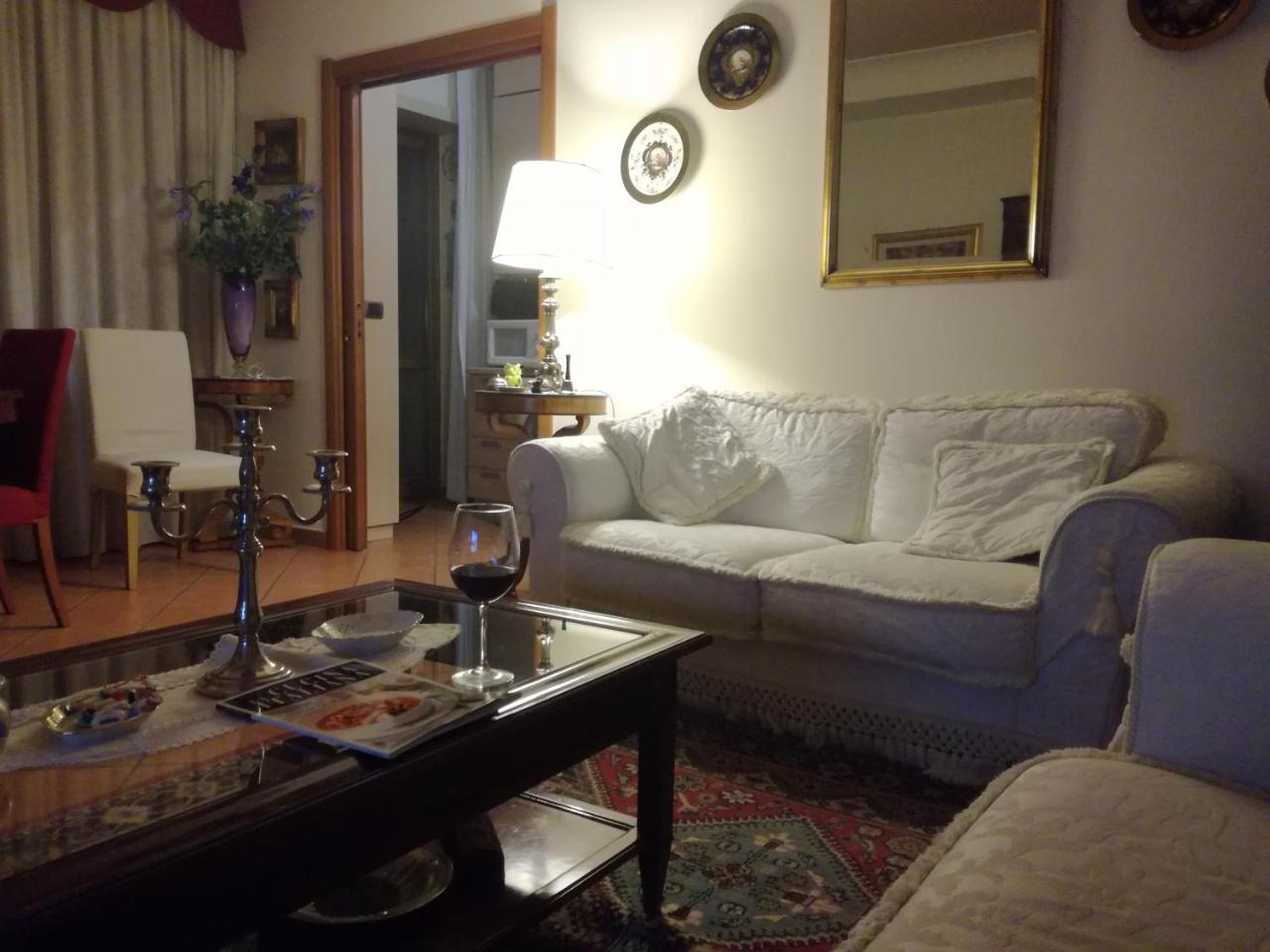 Napoli Porta Di Mare Bed and Breakfast Εξωτερικό φωτογραφία